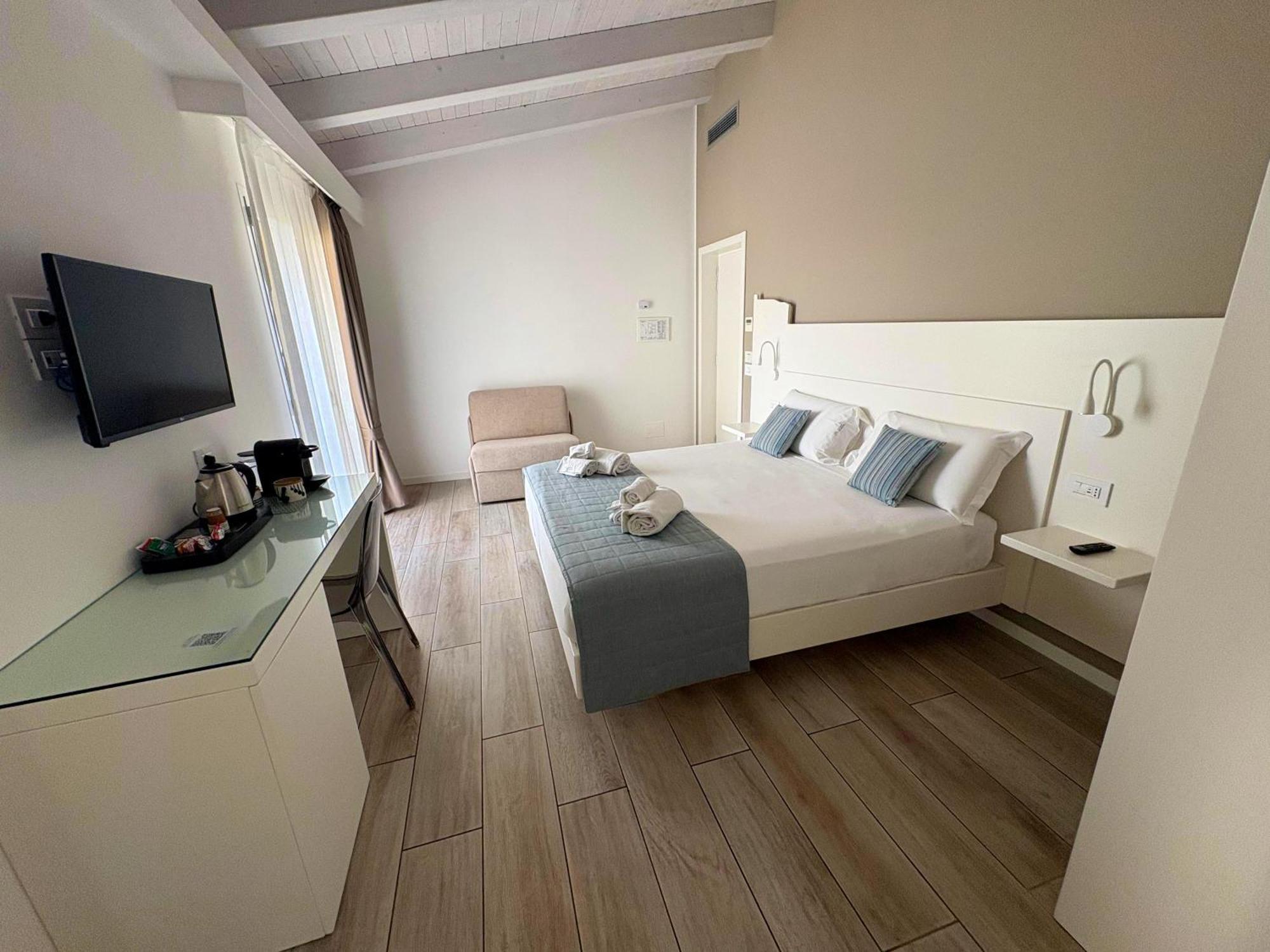 La Torre Del Mulino Hotel Tropea Exterior photo